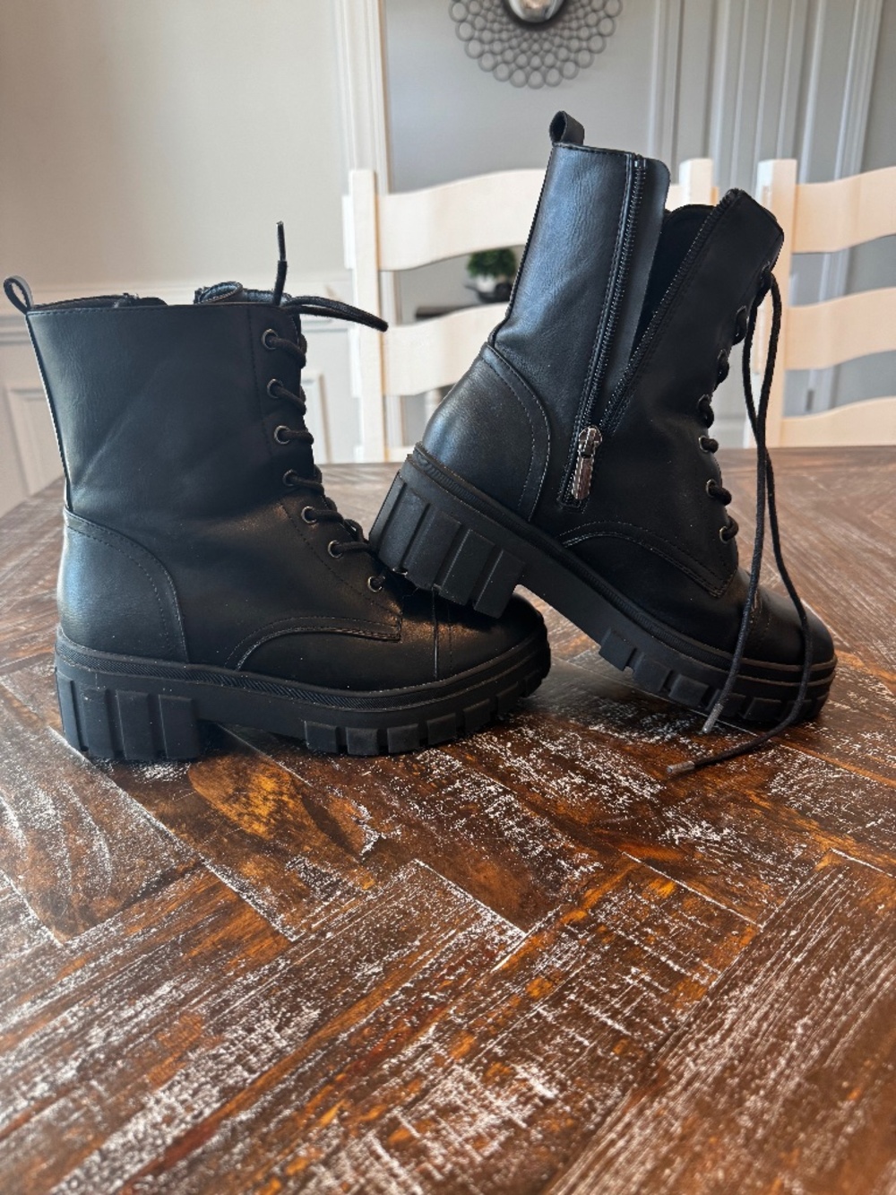 Cupcake Couture Roxanne Black Combat Boots Women’s Size 4 Chunky Lug Sole